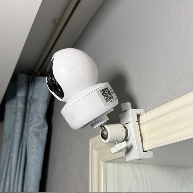 Video surveillance bracket No  - огляд і ціна Eufy Camera E220